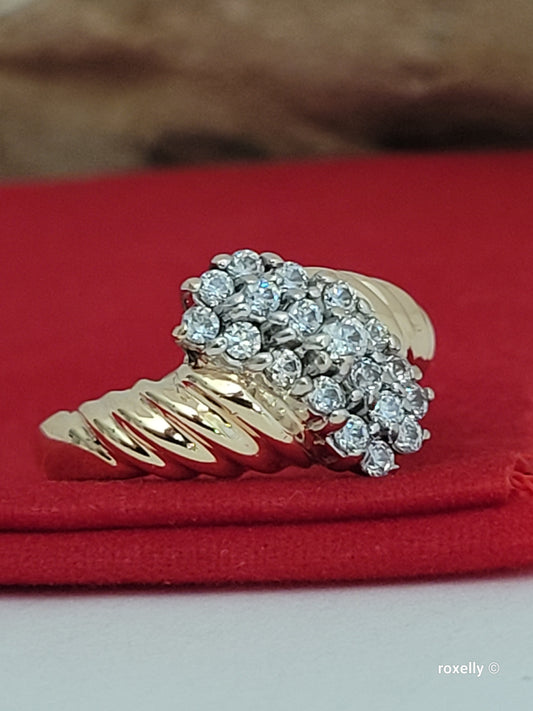 ❤️10k Size 6.75 Beautiful Solid Yellow Gold Cubic Zirconia Pattern Ring!