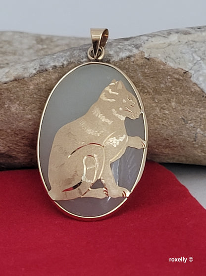 ❤️14k Precious Solid Yellow Gold Jade Cat Design Pendant!