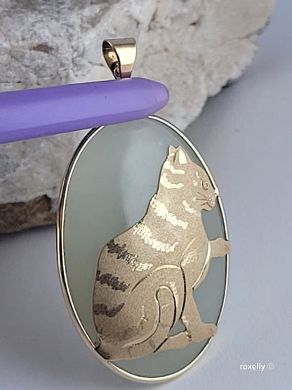 ❤️14k Precious Solid Yellow Gold Jade Cat Design Pendant!