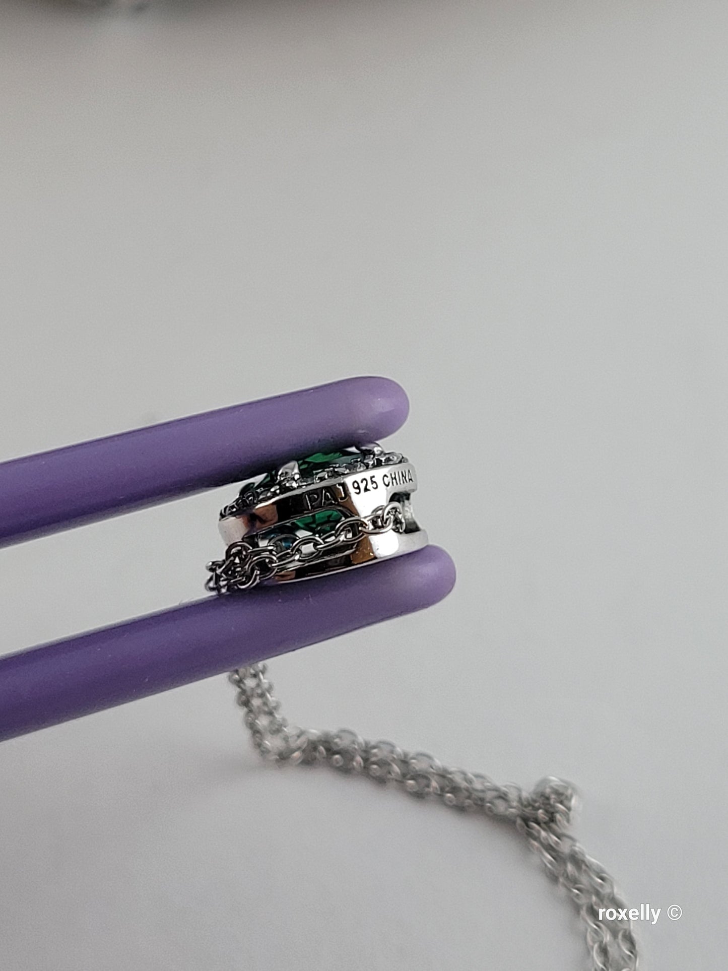 ❤️925 Beautiful Sterling Silver With Green and White Cubic Zirconia Necklace and Earrings Set!