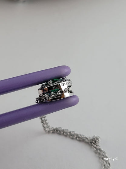 ❤️925 Beautiful Sterling Silver With Green and White Cubic Zirconia Necklace and Earrings Set!