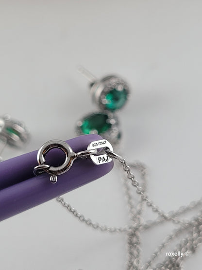 ❤️925 Beautiful Sterling Silver With Green and White Cubic Zirconia Necklace and Earrings Set!