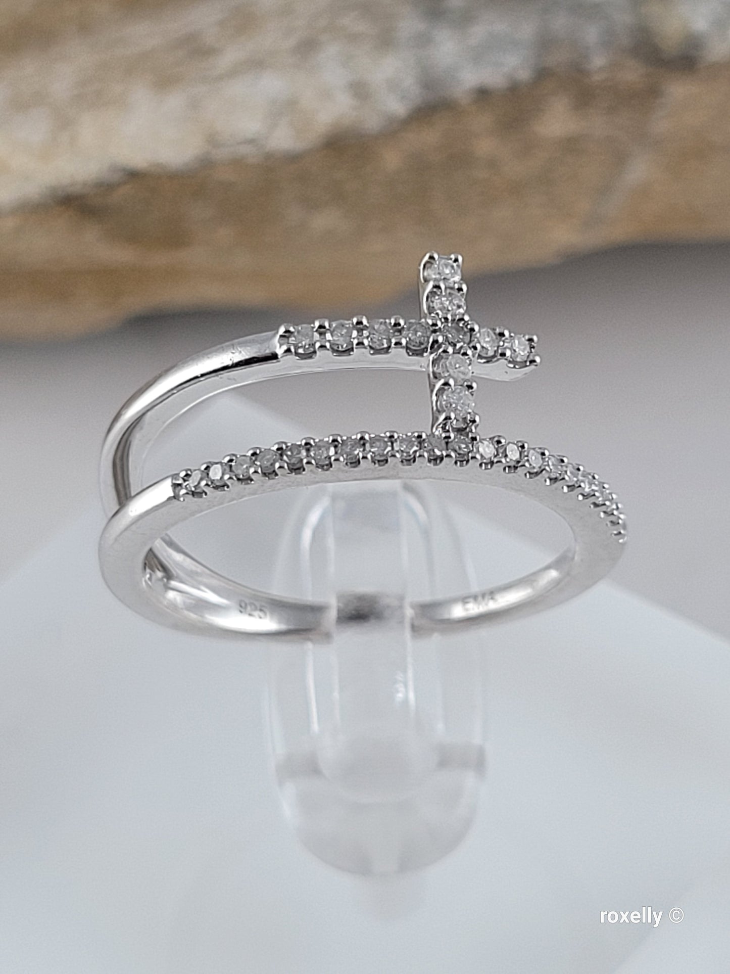 ❤️925 Size 6.75 Sterling Silver Diamond Cross Split Shank Stacked Ring!