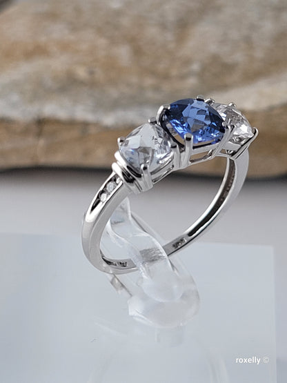 ❤️10k Size 8 Fancy Solid White Gold Sapphire and White Topaz Ring!