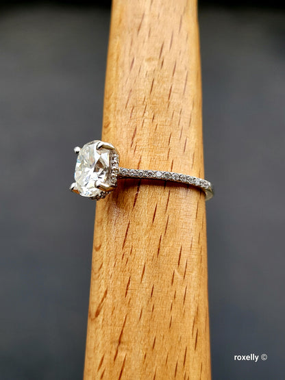 ❤️14k Size 8.5 Precious Solid White Gold Moissanite and Quartz Ring!