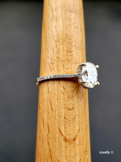 ❤️14k Size 8.5 Precious Solid White Gold Moissanite and Quartz Ring!