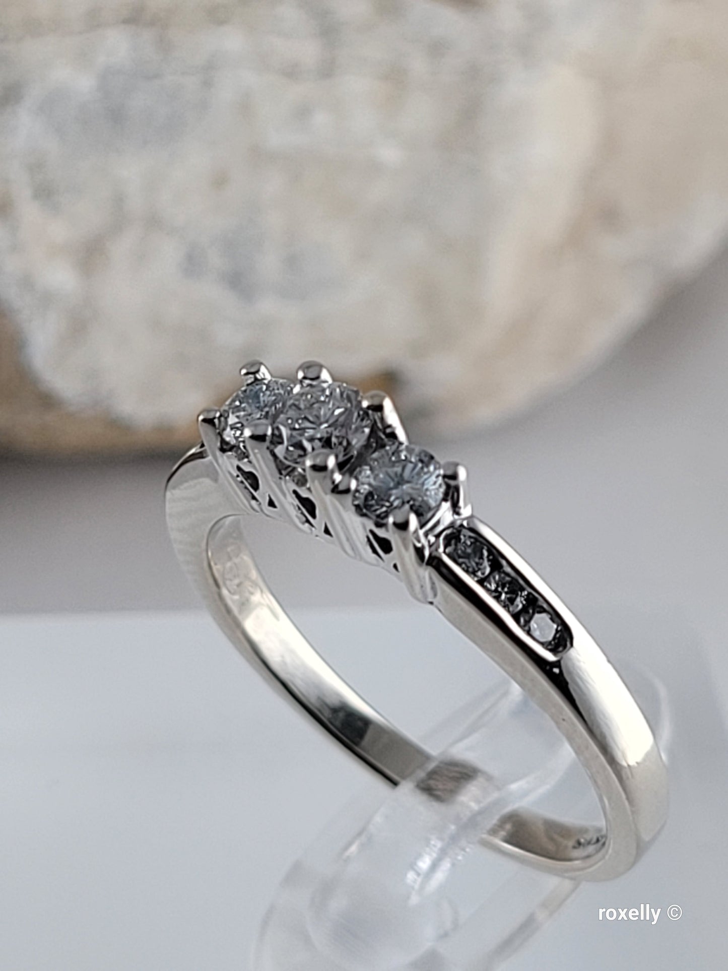 ❤️14k Size 7.25 Precious Solid White Gold Genuine Diamond Ring!