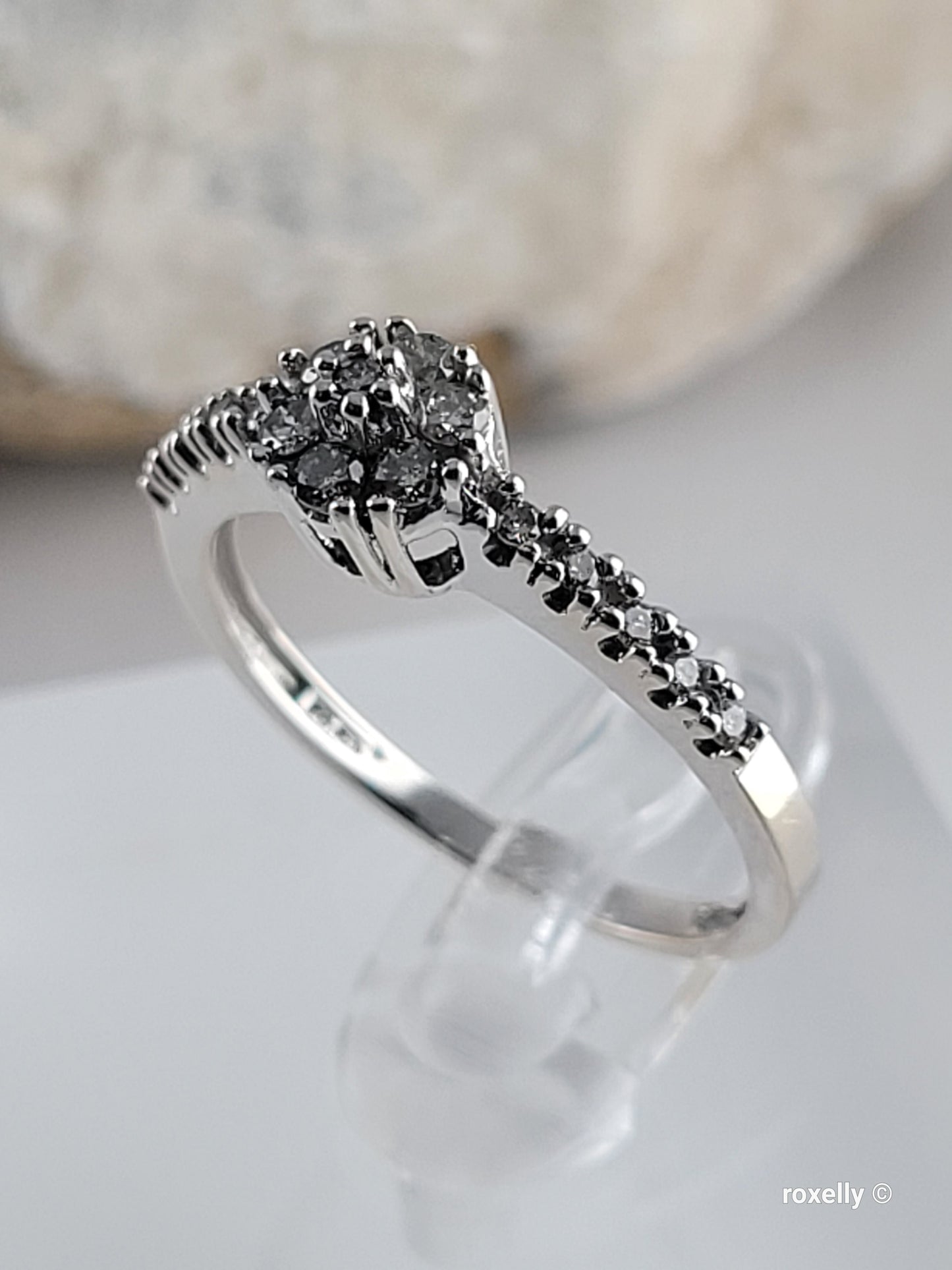 ❤️14k Size 6.75 Precious Solid White Gold Genuine Diamond Ring!