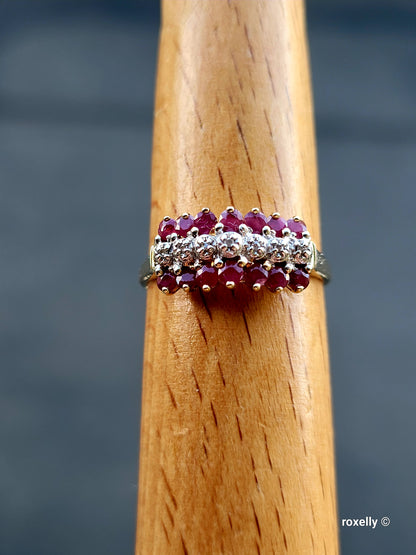 ❤️10k Size 7.5 Beautiful Solid Yellow Gold Ruby and Genuine Diamond Ring!