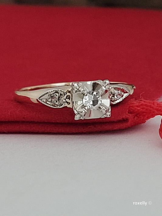 ❤️14k Size 6.75 Precious Solid Yellow and White Gold Diamond Art-Deco Ring!