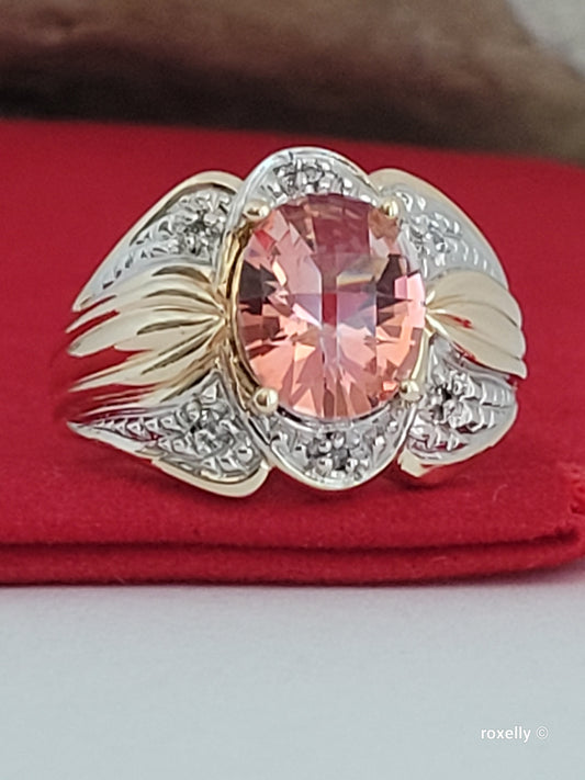❤️10k Size 7.5 Beautiful Solid Yellow Gold Pink Tourmaline and Diamond Ring!