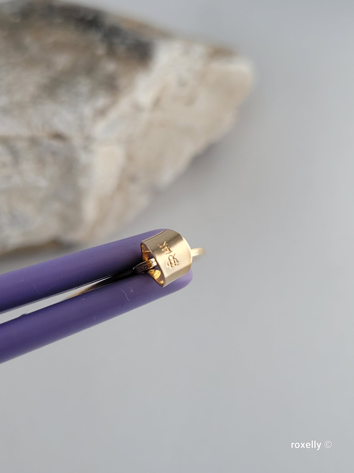 ❤️14k Precious Solid Yellow Gold Religious Blessed Mother Mary Medal!