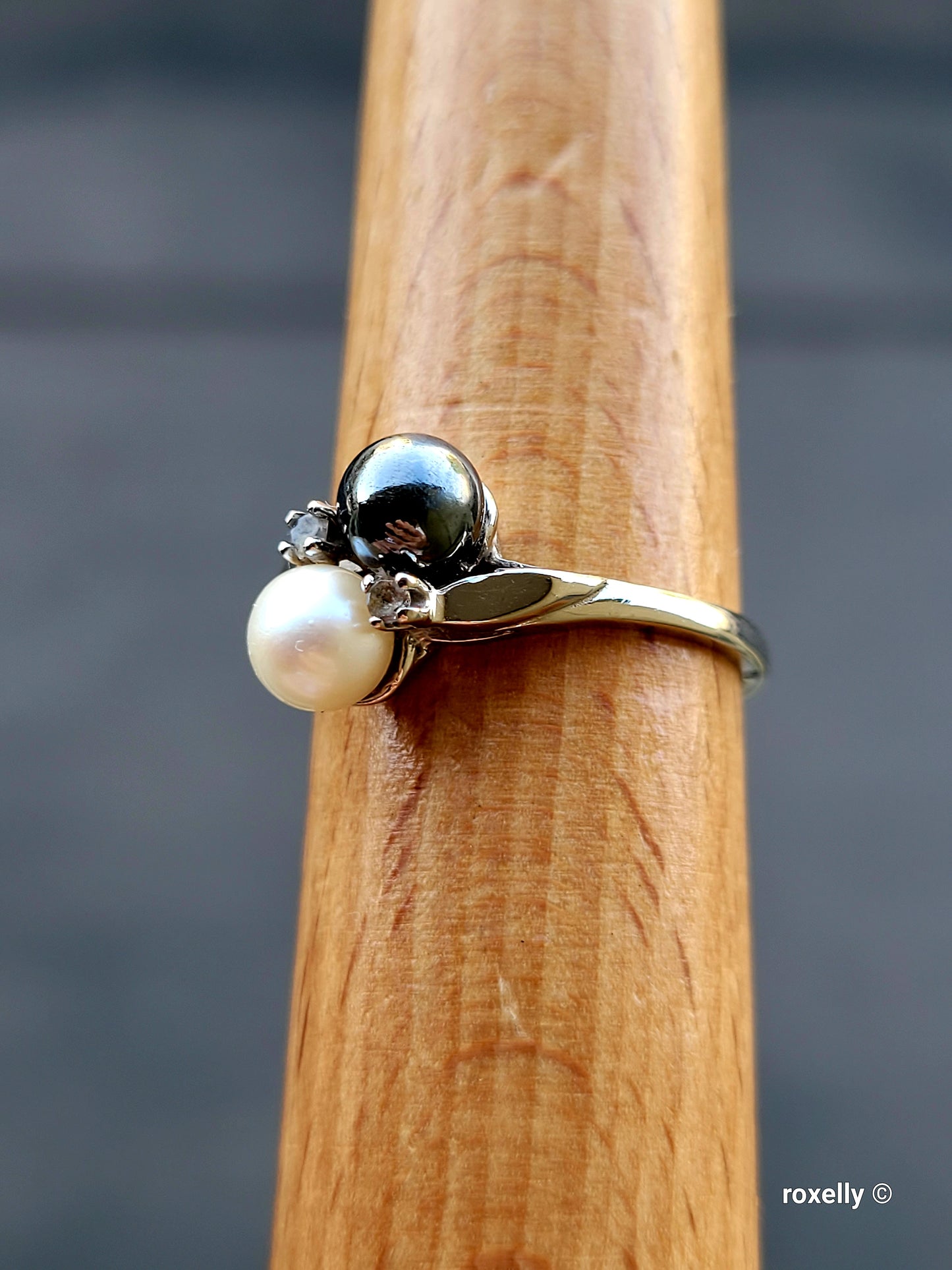 ❤️10k Size 9.25 Beautiful Solid White Gold Fresh-Water Pearl and Hematite Ring!
