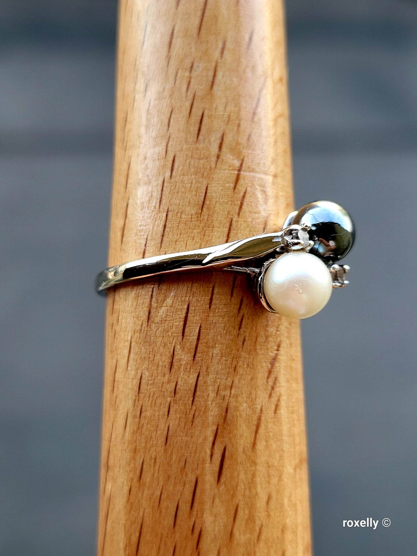 ❤️10k Size 9.25 Beautiful Solid White Gold Fresh-Water Pearl and Hematite Ring!