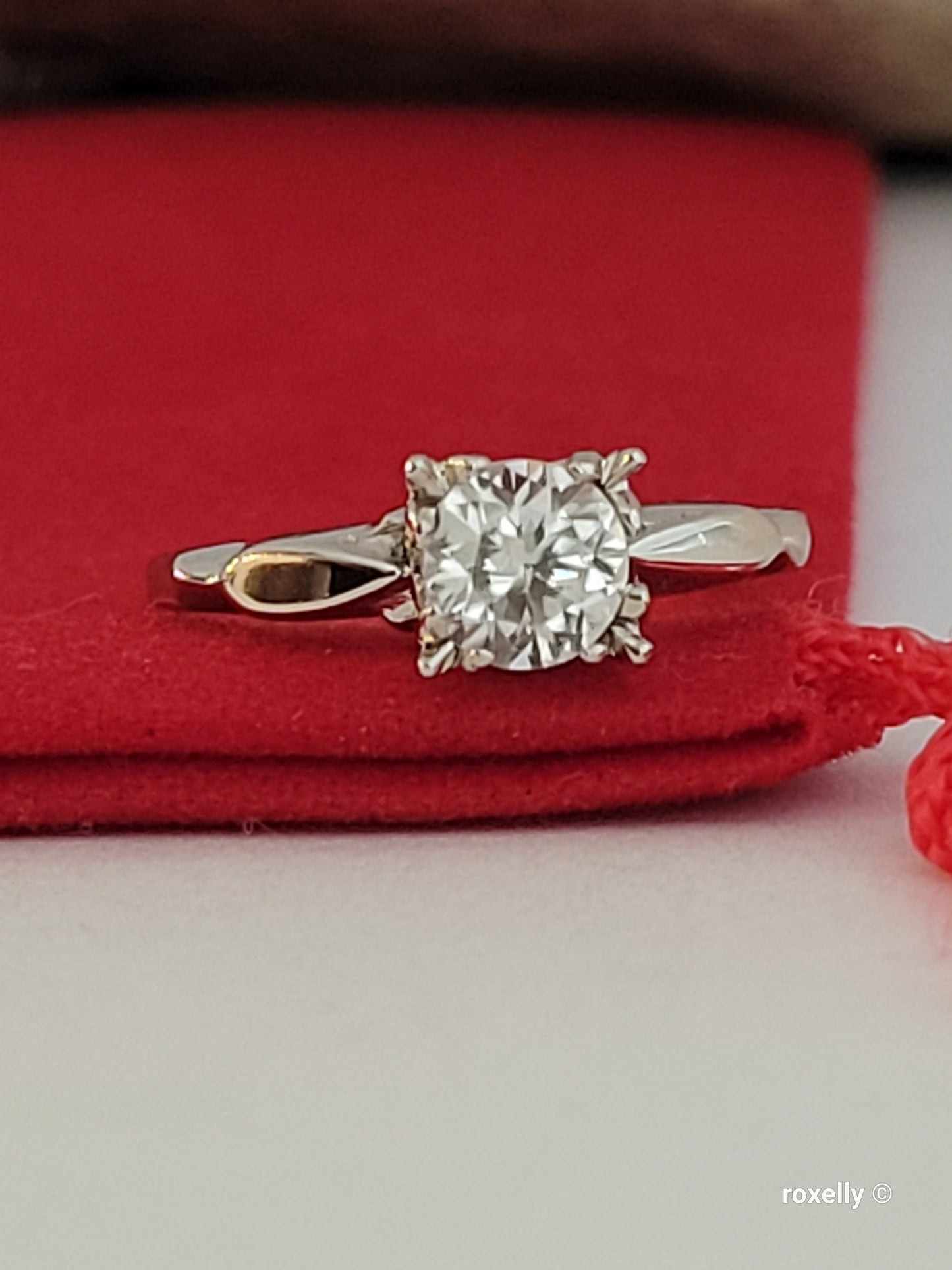 ❤️14k Size 4.5 Beautiful Solid White Gold Topaz Gemstone Ring!