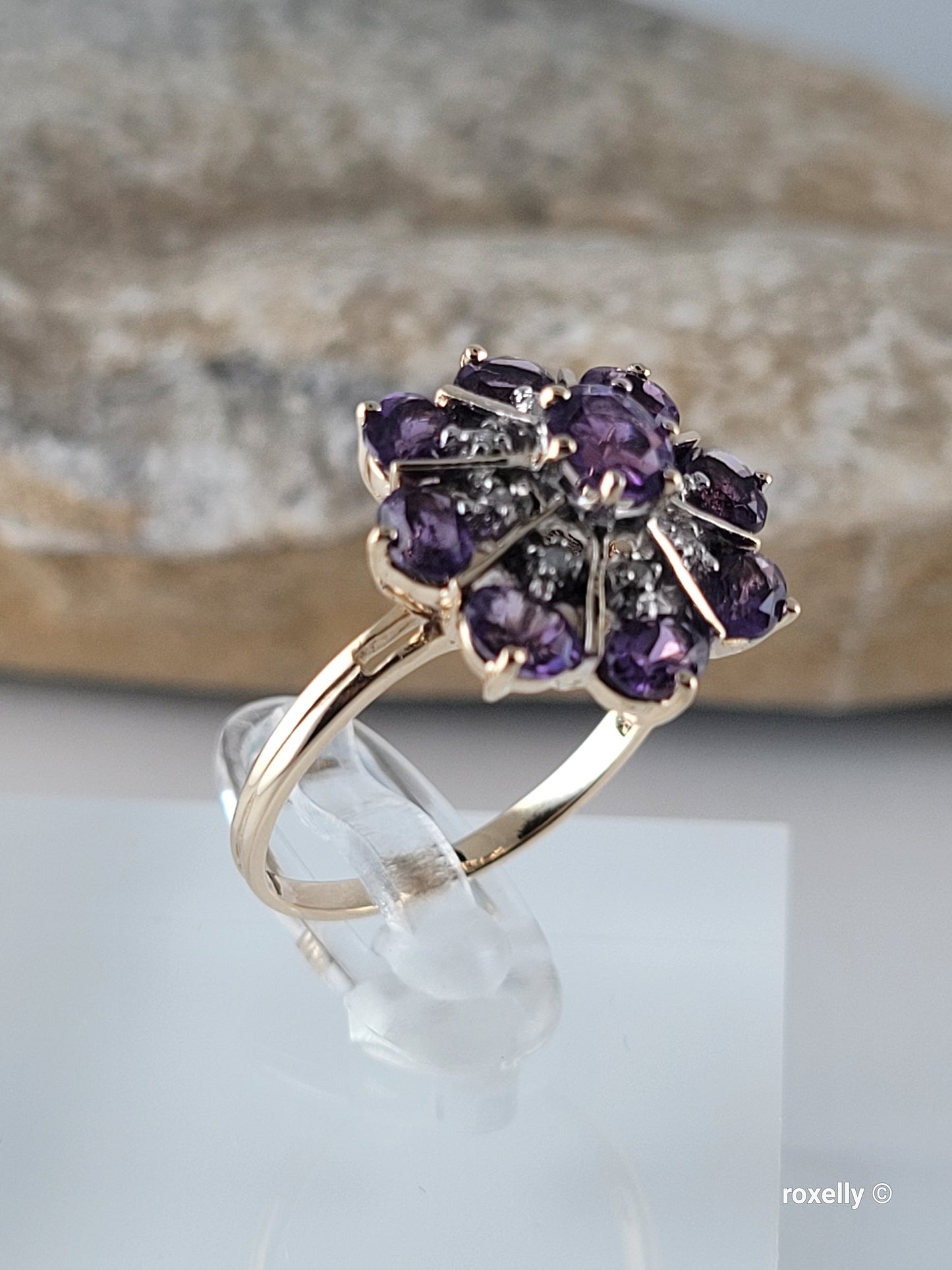 ❤️14k Size 6.75 Gorgeous Solid Yellow Gold Amethyst and Diamonds Flower-shaped Ring!