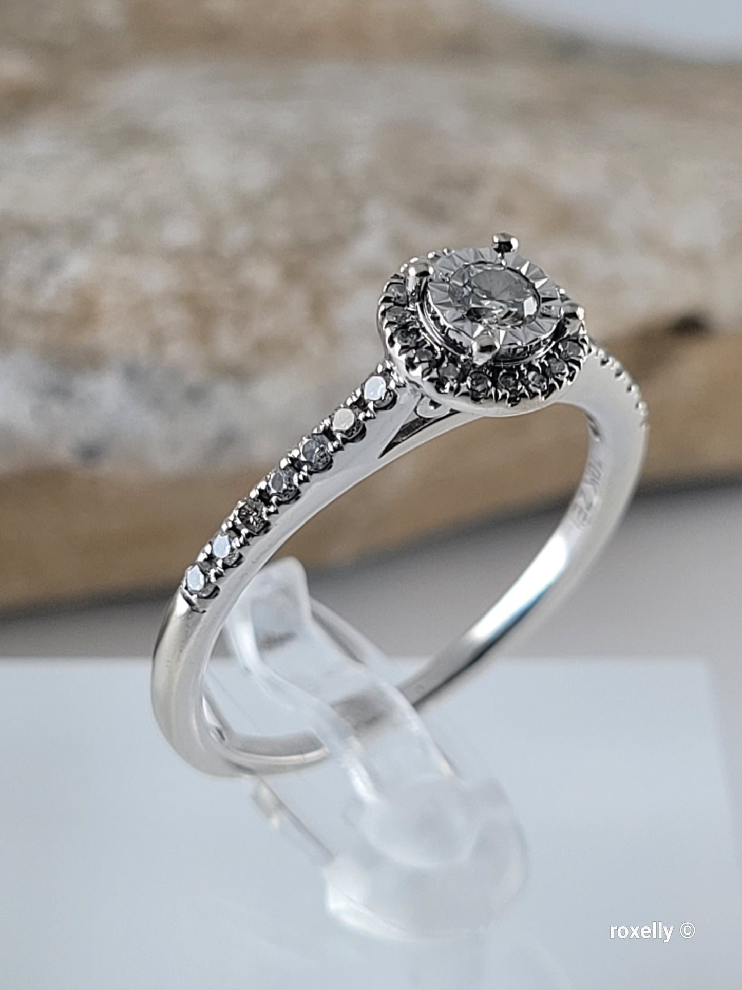❤️10k Size 9 Amazing Solid White Gold Moissanite and Diamonds Ring!