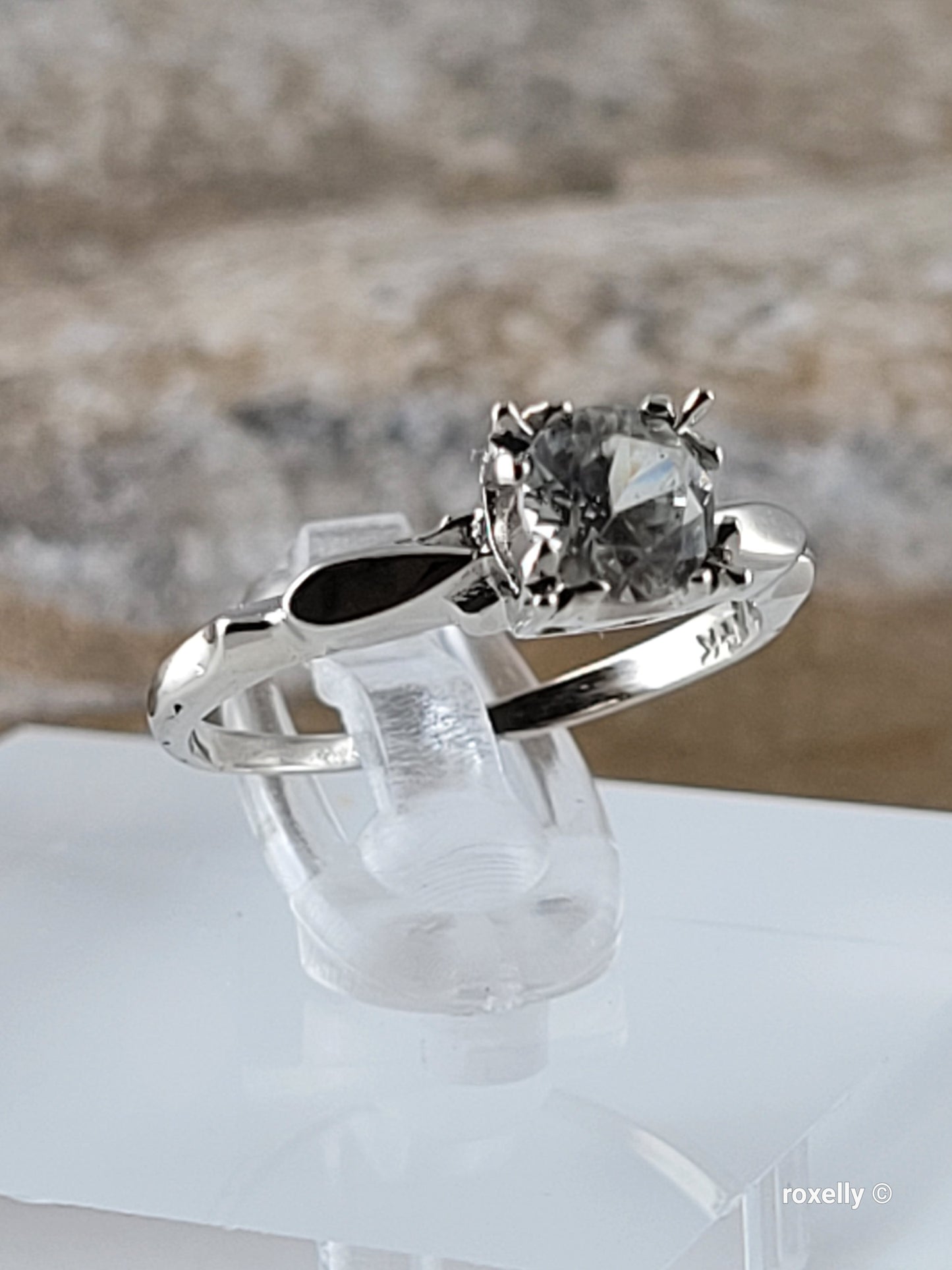 ❤️14k Size 4.5 Beautiful Solid White Gold Topaz Gemstone Ring!