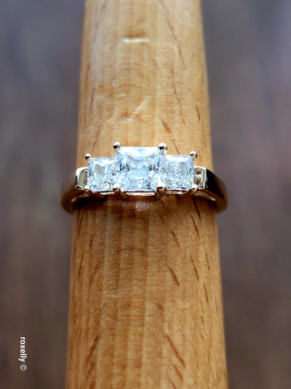 ❤️14k Size 8 Precious Solid Yellow Gold Cubic Zirconia Cocktail Ring!