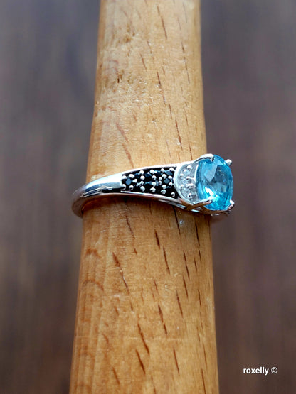 ❤️925 Size 7 Fancy Sterling Silver Blue and White Topaz with Black CZ Ring!