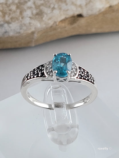 ❤️925 Size 7 Fancy Sterling Silver Blue and White Topaz with Black CZ Ring!