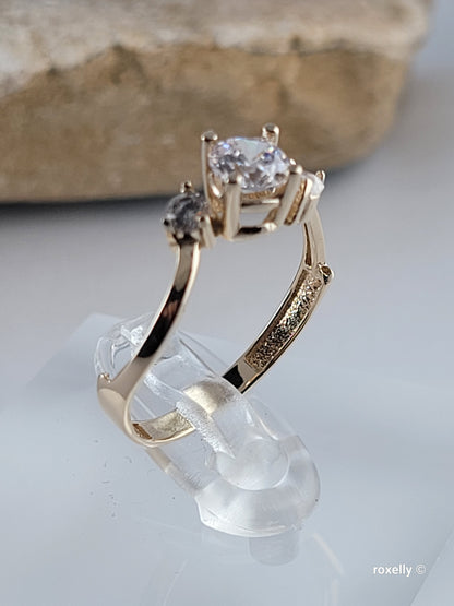 ❤️14k Size 7.5 Precious Solid Yellow Gold Cubic Zirconia Cocktail Ring!