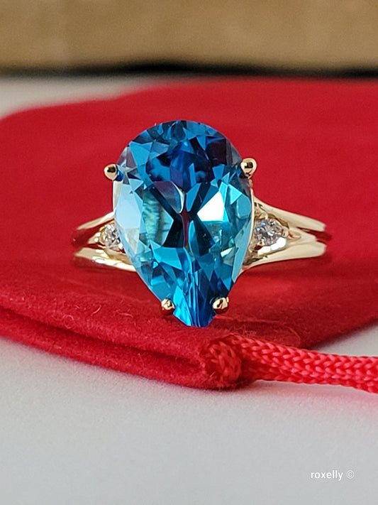 ❤️14k Size 7 Gorgeous Solid Yellow Gold Blue Topaz and Genuine Diamond Ring!/