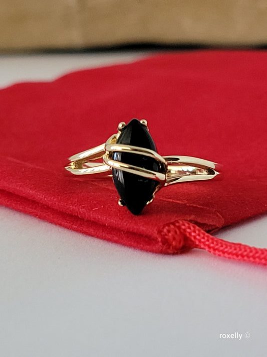 ❤️14k Size 5.75 Lovely Solid Yellow Gold Onyx Gemstone Ring!