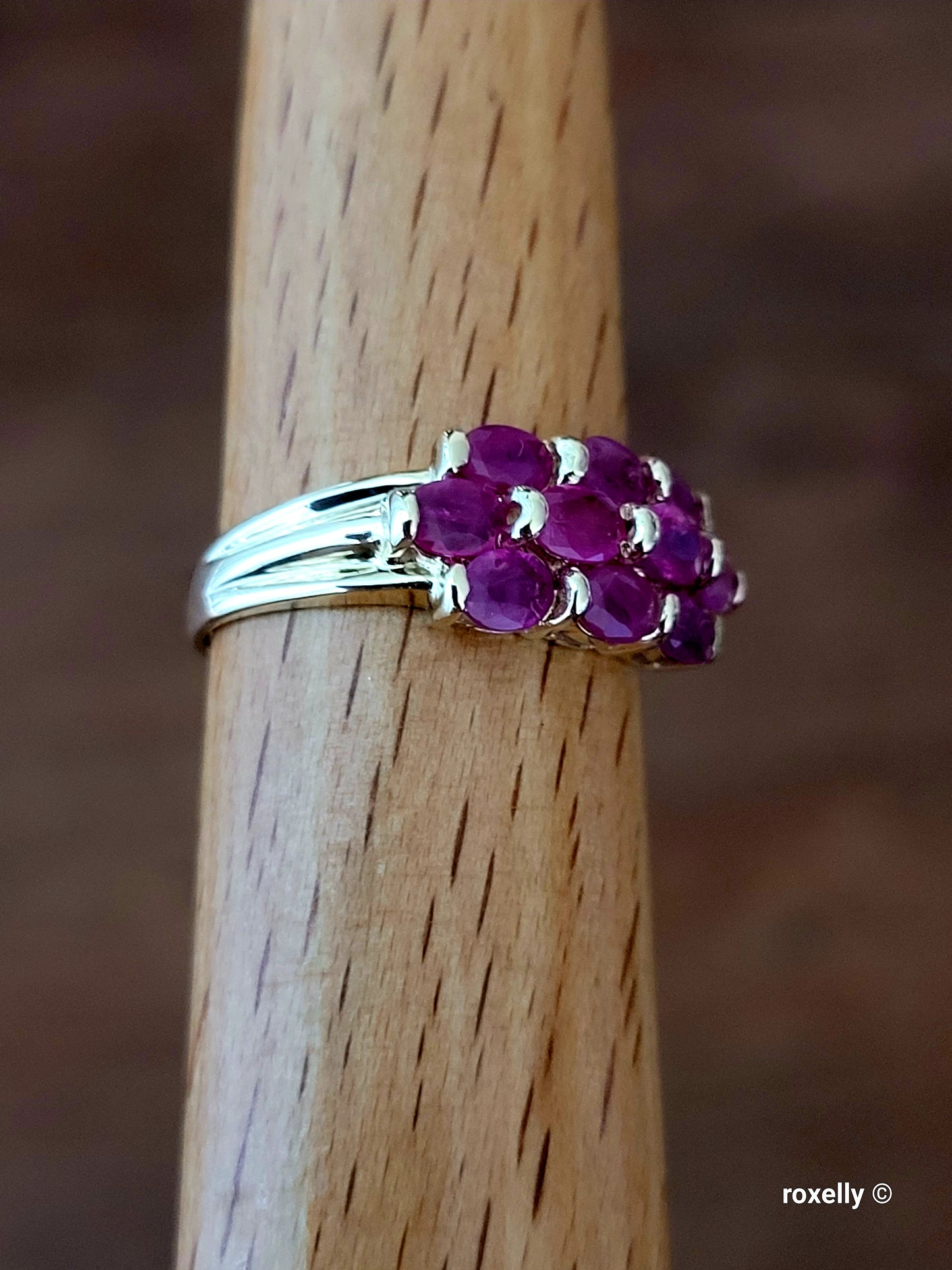 ❤️10k Size 9 Beautiful Solid Yellow Gold Rubies Gemstones Ring!