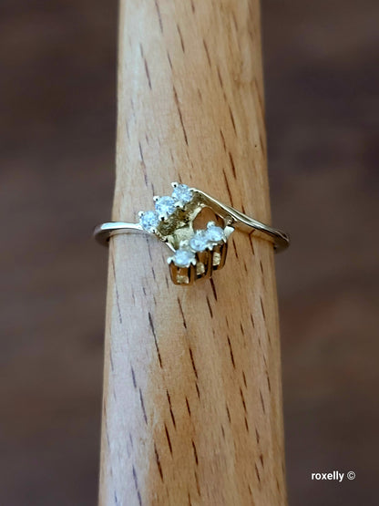 ❤️14k Size 6 Beautiful Solid Yellow Gold Genuine Diamond Ring!