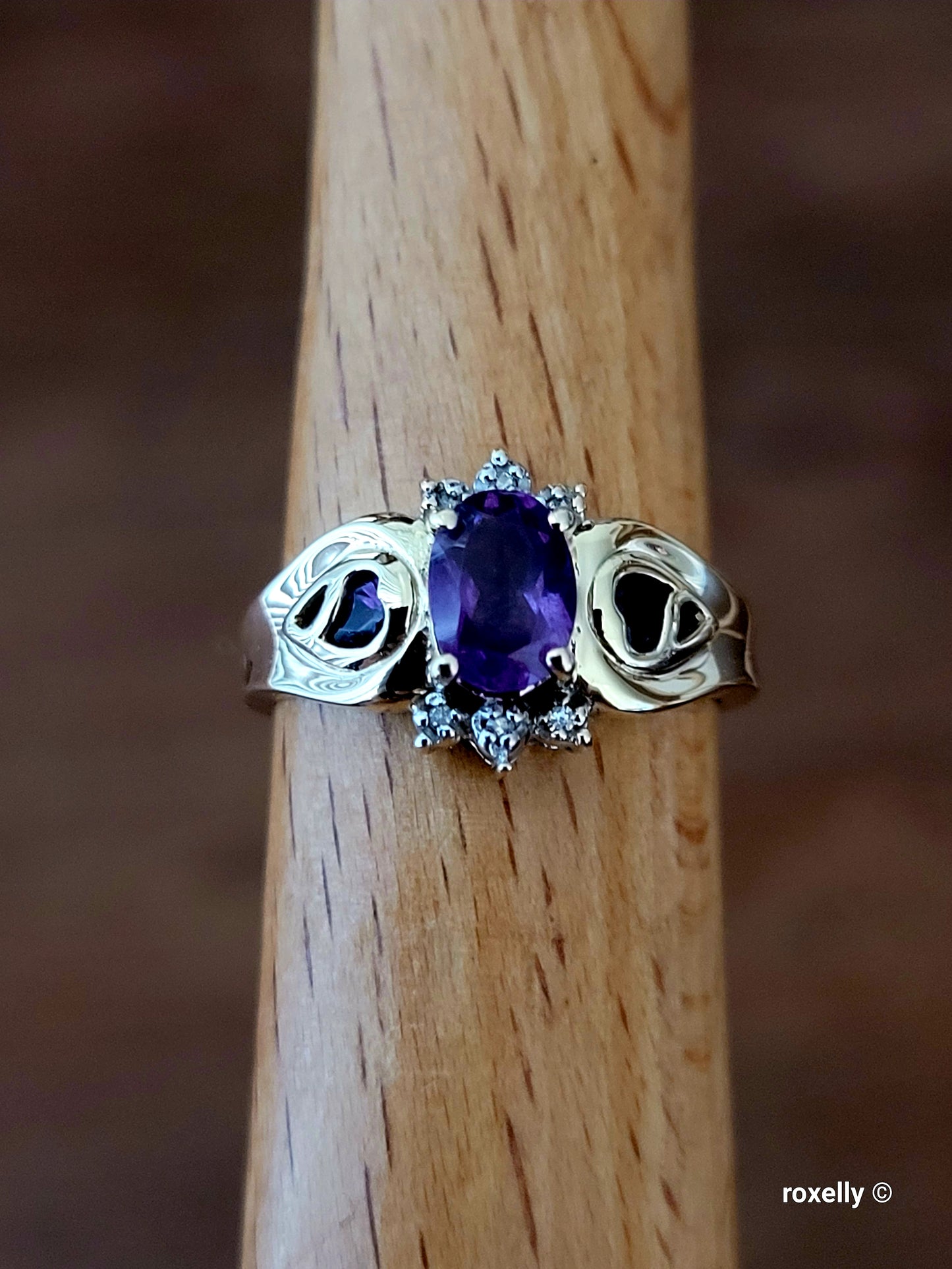 ❤️14k Size 7 Amazing Solid Yellow Gold Amethyst and Diamonds Ring!