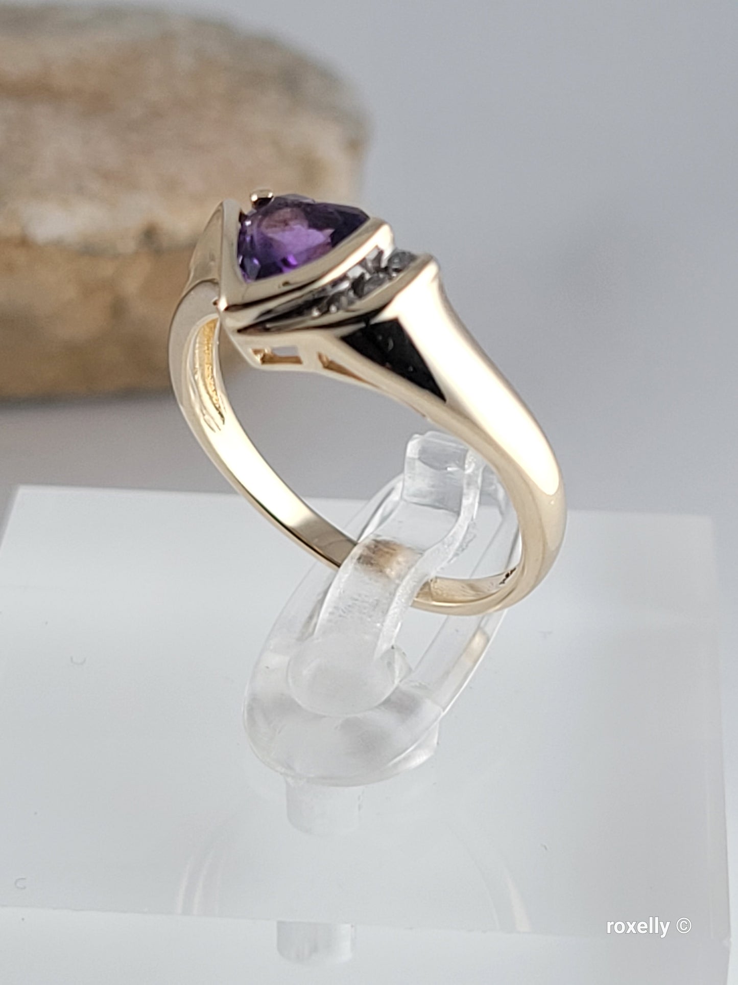 ❤️14k Size 6.5 Beautiful Solid Yellow Gold Heart-Shaped Amethyst and Diamonds Ring!