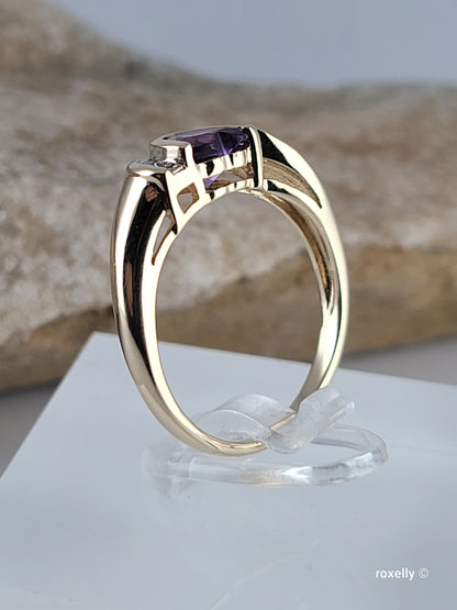 ❤️14k Size 6.5 Beautiful Solid Yellow Gold Heart-Shaped Amethyst and Diamonds Ring!
