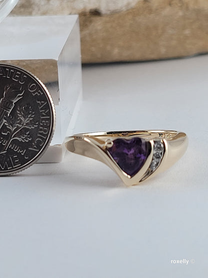 ❤️14k Size 6.5 Beautiful Solid Yellow Gold Heart-Shaped Amethyst and Diamonds Ring!