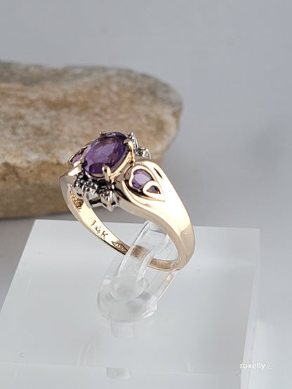 ❤️14k Size 7 Amazing Solid Yellow Gold Amethyst and Diamonds Ring!