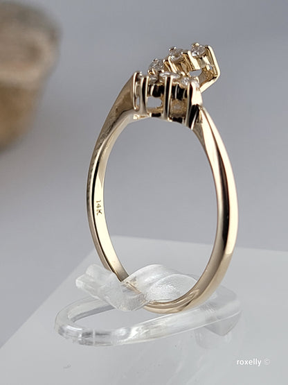 ❤️14k Size 6 Beautiful Solid Yellow Gold Genuine Diamond Ring!