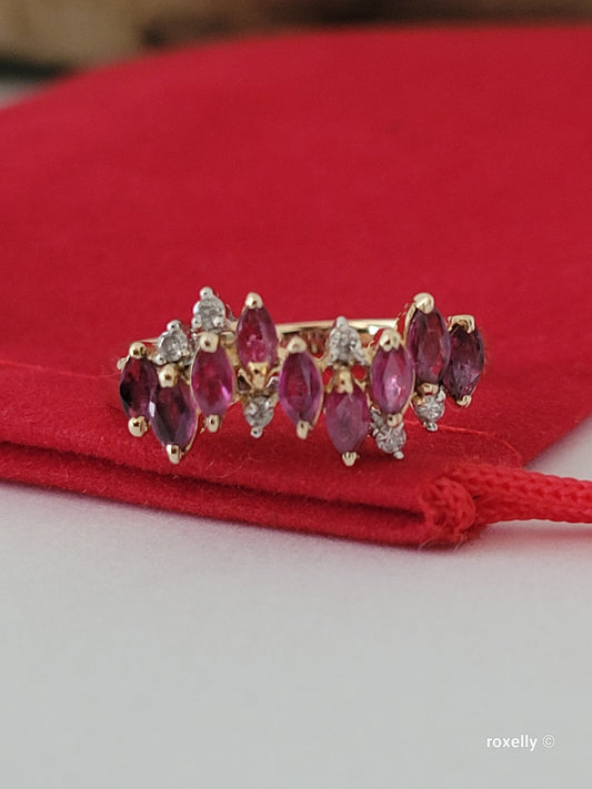 ❤️14k Size 7.25 Lovely Solid Yellow Gold Rubies and Genuine Diamond Ring!