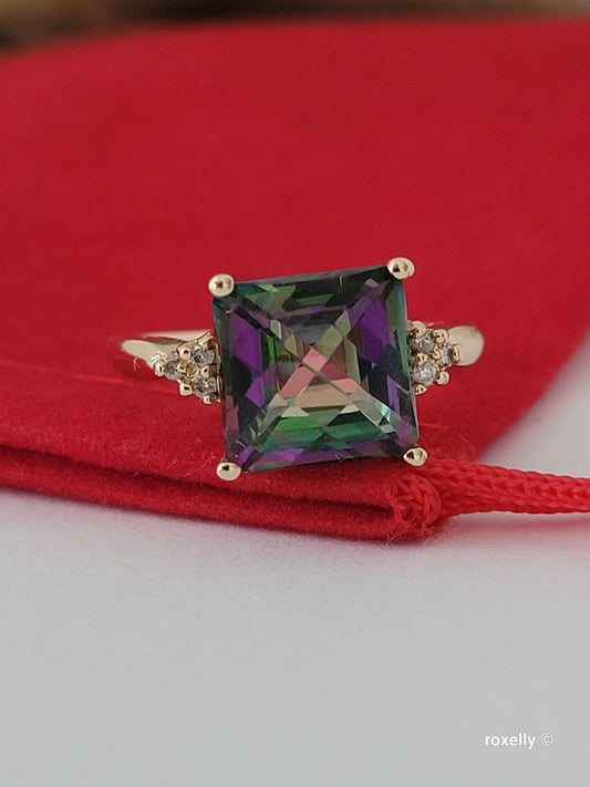 ❤️14k Size 6.75 Precious Solid Yellow Gold Mystic Topaz and Diamond Ring!