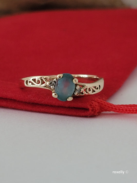 ❤️10k Size 6.5 Vintage Solid Yellow Gold Blue Topaz and Diamonds Ring!