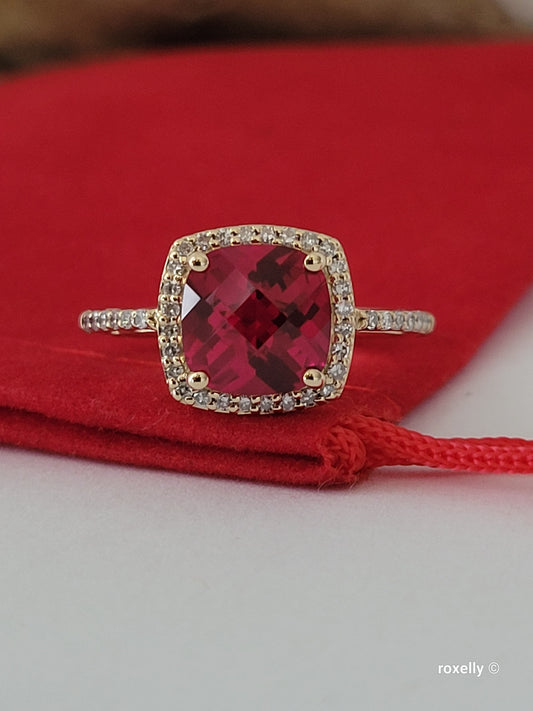 ❤️14k Size 6.5 Amazing Solid Yellow Gold Ruby and Diamonds Ring!