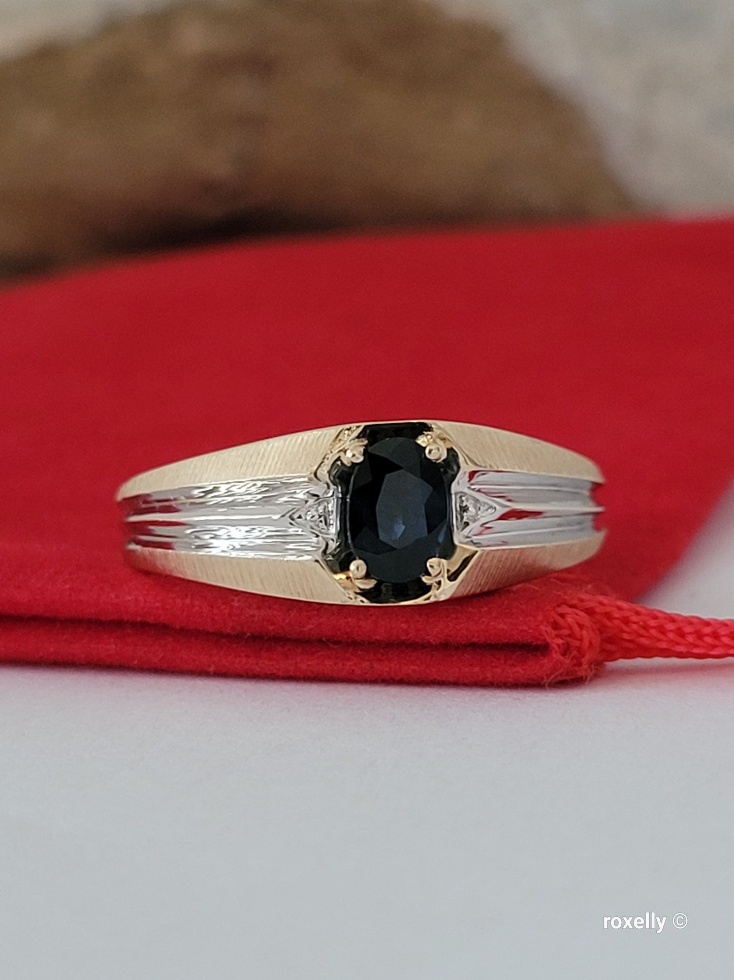 ❤️10k Size 10 Beautiful Solid Yellow Gold Sapphire Gemstone Ring!