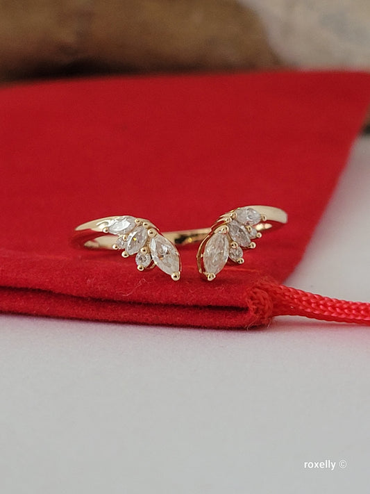 ❤️14k Size 7 Lovely Solid Yellow Gold Genuine Diamonds Tiara Ring!