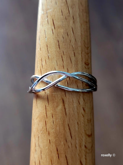 ❤️14k Size 8 Precious Solid White Gold Open Design Ring!