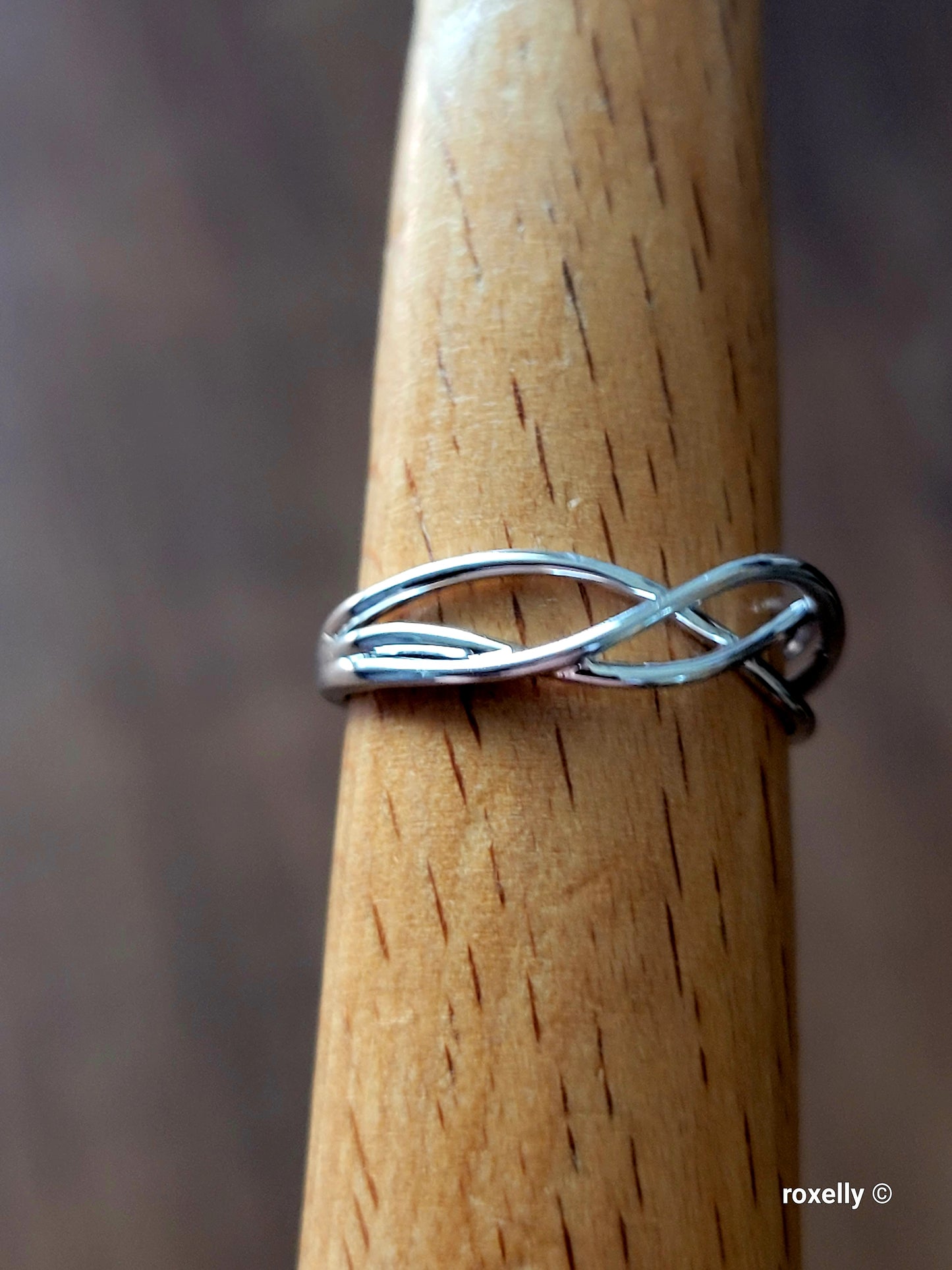 ❤️14k Size 8 Precious Solid White Gold Open Design Ring!