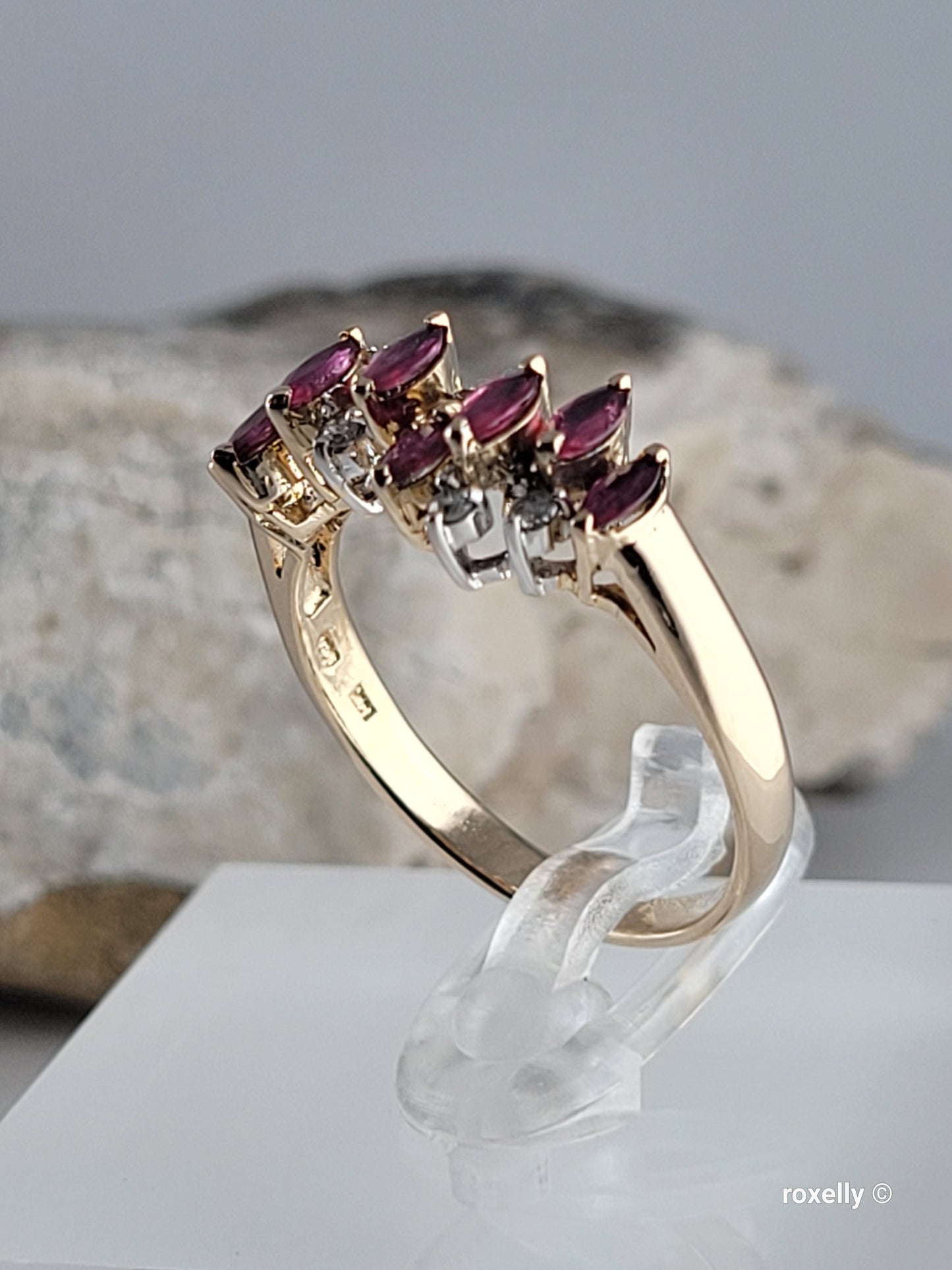 ❤️14k Size 7.25 Lovely Solid Yellow Gold Rubies and Genuine Diamond Ring!