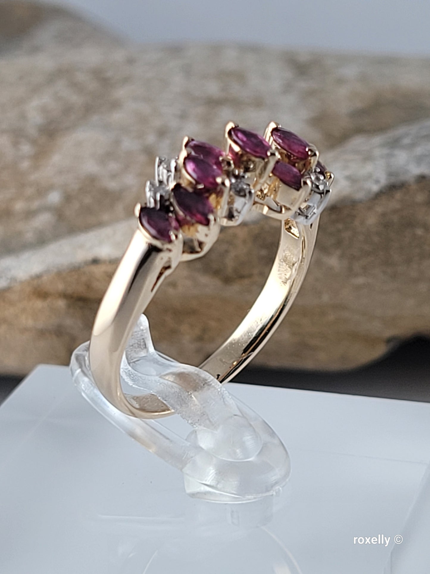 ❤️14k Size 7.25 Lovely Solid Yellow Gold Rubies and Genuine Diamond Ring!