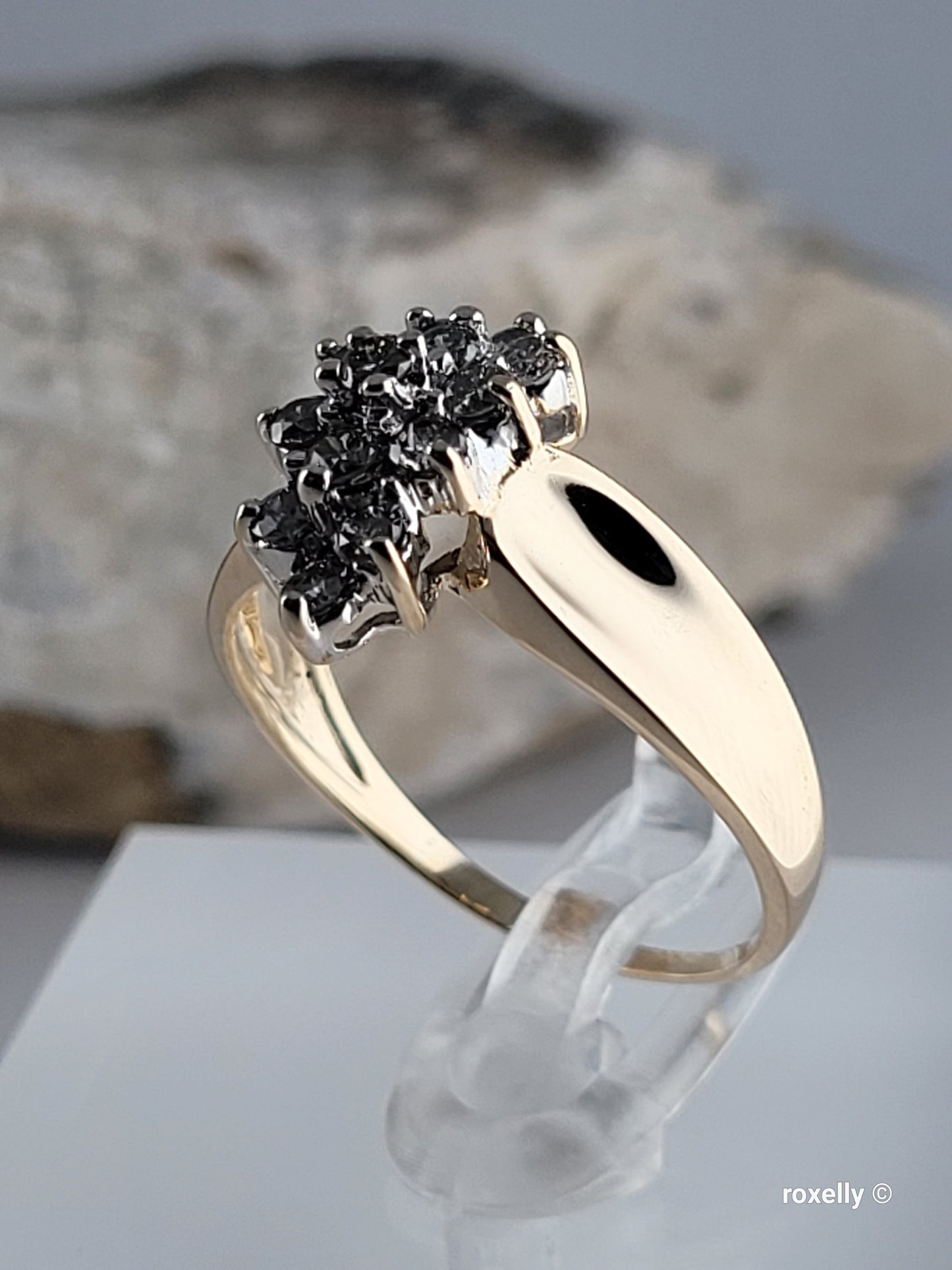 ❤️10k Size 7 Precious Solid Yellow Gold Genuine Diamond Cluster Ring!