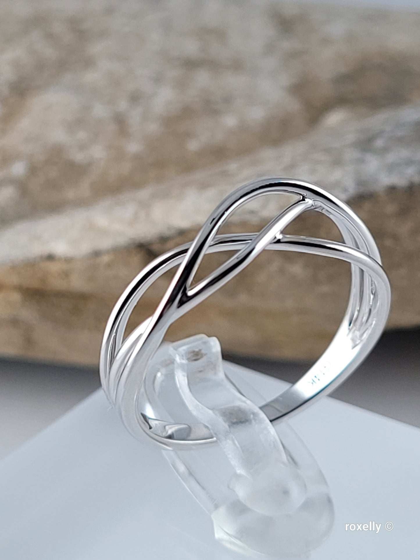 ❤️14k Size 8 Precious Solid White Gold Open Design Ring!