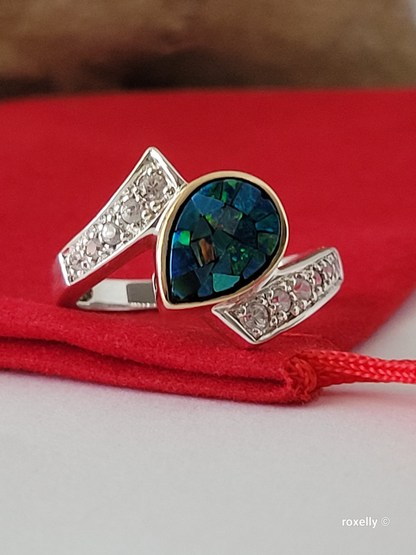 ❤️925 Size 7.75 Precious Sterling Silver and Solid Yellow Gold Topaz, and Mosaic Opal Ring!