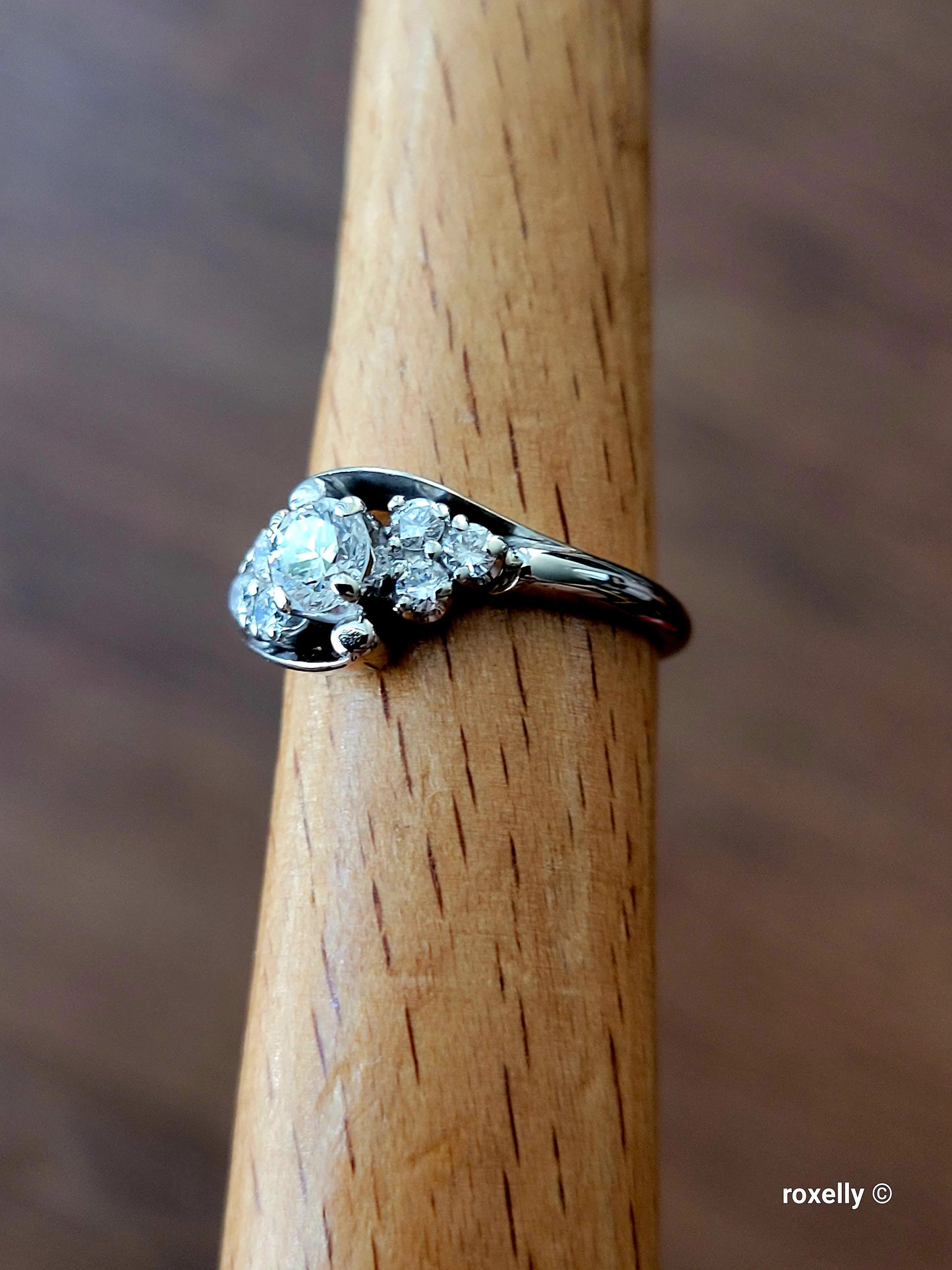 ❤️14k Size 6.5 Precious Solid White Gold Genuine Diamond Ring!